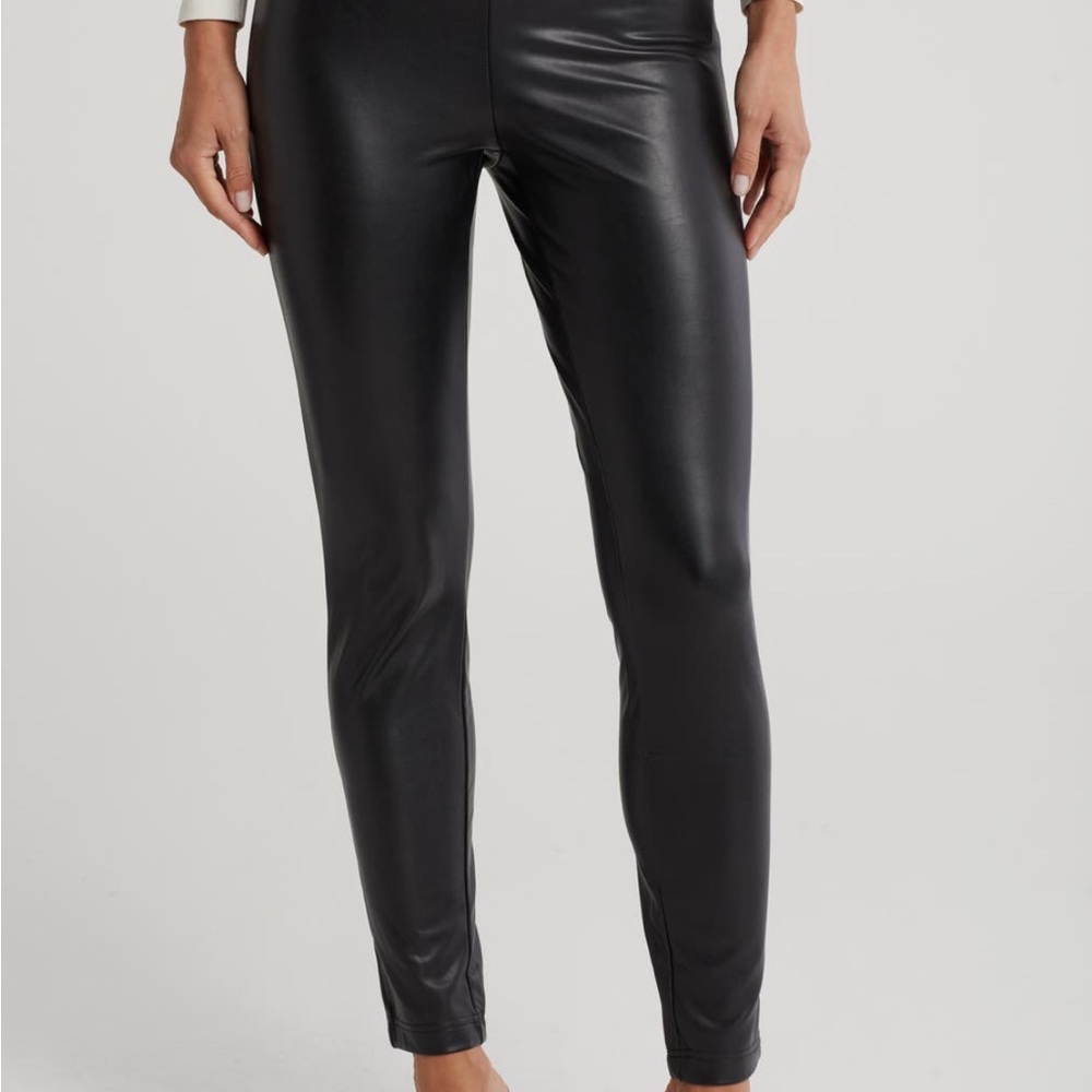 Laundry By Shelli Segal Black Faux XL Leather Pants